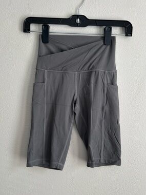 G Glow Mode Gray Crossover High Waisted Bike Biker Shorts Pockets Size XS